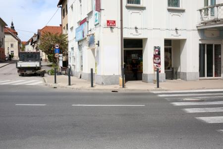 POSTAVITEV NOVIH KOLIČKOV PRED PREHODOM 07 FOTO LJUBO VUKELIČ